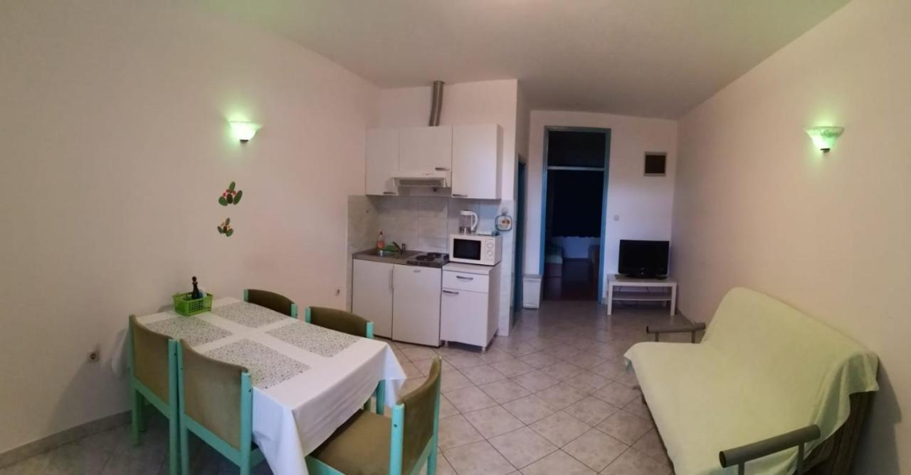 Apartments Sretna Gradac  Eksteriør billede